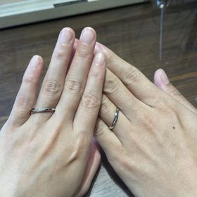 【AMATSU(アマツ)の口コミ】 着け心地も良く、細身のS字デザインで指が綺麗に見える気がします。ダイヤ…