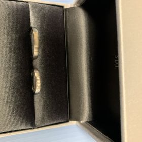 【GALA JEWELRY(ガラジュエリー)の口コミ】 シンプルな見た目はありますが、ダイヤモンドの存在感が大きく、本当にす…