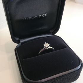 【ティファニー(Tiffany & Co.)の口コミ】 彼がサプライズで購入してくれました。一緒に買いに行こうとデザインにつ…