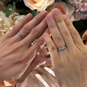 【Ponte Vecchio(ポンテヴェキオ)の口コミ】 指輪はダイヤがすごく輝いていて、ピンクダイヤが珍しいのと、リングのデ…