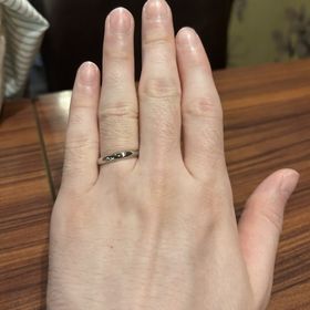 【Something Blue(サムシングブルー)の口コミ】 とにかく常につけているものなので、シンプルで着け心地が良いものを選び…