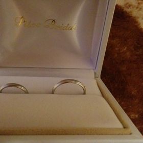 【PILOT BRIDAL(パイロットブライダル)】の口コミ まず軽い！
Pt999は柔らかくて変形しやすいとのことだったので、UH...