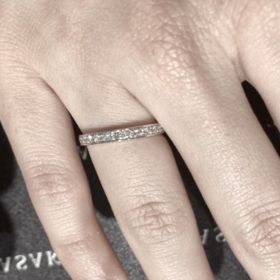 【TASAKI(タサキ)の口コミ】 ハーフエタニティのデザインで探していたこともあり、TASAKIさんではこち…