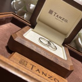 【TANZO.(鍛造指輪)の口コミ】 フルオーダーでお互いのこだわりがつめられるところです！
今回はその中で…