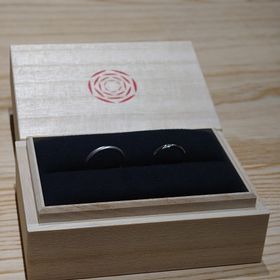 【出雲結(いずもゆい)の口コミ】 基本のラインナップはどれもシンプルで上品なデザインですが、更に石選び…