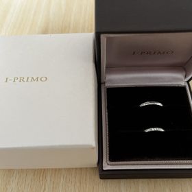 【アイプリモ(I-PRIMO)の口コミ】 丈夫なプラチナの鍛造作り。デザインは細目で華奢で手が綺麗に見えます。…