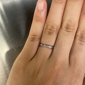 【アイプリモ(I-PRIMO)の口コミ】 ・プラチナの素材で丈夫なところ
・付け心地がとてもよく、普段指輪をしな…