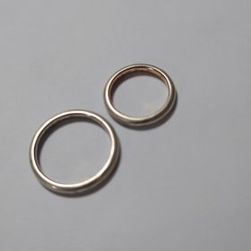 【ケイウノ ブライダル(K.UNO BRIDAL)の口コミ】 木目状で探していて、いくつかのブランドをみましたが、いちばん綺麗に木…