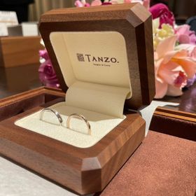 【TANZO.(鍛造指輪)の口コミ】 【デザイン】
シンプルなデザインを希望しており、その中でも個性が出せる…
