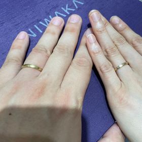 【俄(にわか)の口コミ】 金色の指輪を探していましたが、男性だとどうしても成金のようなイメージ…