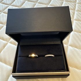 【ラザール ダイヤモンド(LAZARE DIAMOND)の口コミ】 ダイヤモンドが49個敷き詰められており、どの角度からみてもキラキラ輝い…