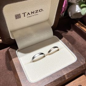 【TANZO.(鍛造指輪)の口コミ】 素材から色、デザインまでフルオーダーで選ぶことができました。色もたく…
