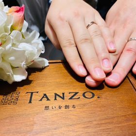 【TANZO.(鍛造指輪)の口コミ】 他店舗ではいくつかの型の中から選ぶため、誰かとは同じになる可能性があ…