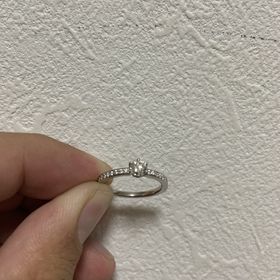 【アイプリモ(I-PRIMO)の口コミ】 指輪のデザインについては、輝いており、プロポーズ場所と雰囲気が完璧で…