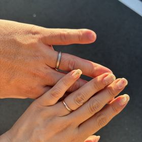 【ケイウノ ブライダル(K.UNO BRIDAL)の口コミ】 着け心地がよく、色味もピンクゴールドが肌に馴染んでカワイイです。他社…