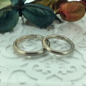 【AUROA(アウロア)】の口コミ グラデーションがすごくきれいだった！！
グラデーションの色も、何種類か...