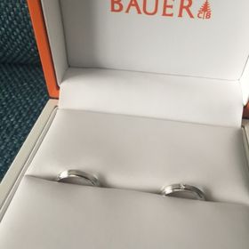 【CHRISTIAN BAUER(クリスチャンバウアー)の口コミ】 なんといっても着け心地に一目惚れ。指輪の内側の滑らかさが指にフィット…