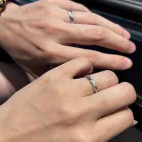 【エクセルコダイヤモンド(EXELCO DIAMOND)の口コミ】 2人の欲しいデザインを担当の方に伝えて、わたしは婚約指輪と重ね付けしや…