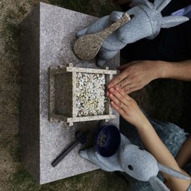 【出雲結(いずもゆい)の口コミ】 しめ縄をモチーフにした指輪です。
シャンパンゴールドに一部ホーニング加…