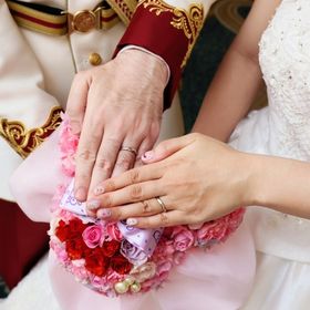 【4℃ BRIDAL(ヨンドシーブライダル)の口コミ】 ディズニーが好きな2人なのでミッキーがついてるデザインで即決でした！！…