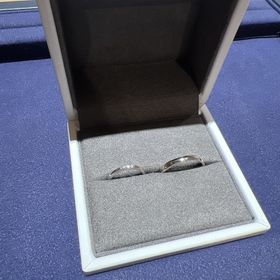 【Foulason(フレゾン)の口コミ】 シンプルで飽きのない長く使用できるデザインだと思います。
どんなスタイ…