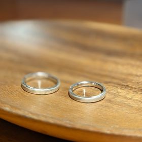 【ケイウノ ブライダル(K.UNO BRIDAL)の口コミ】 シンプルだけど、木目が綺麗でこだわりが見えること。
自分たちで作成でき…