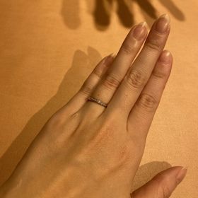 【銀座ダイヤモンドシライシの口コミ】 指が平均よりも細く、他店の指輪だとゴツゴツとした印象になってしまった…