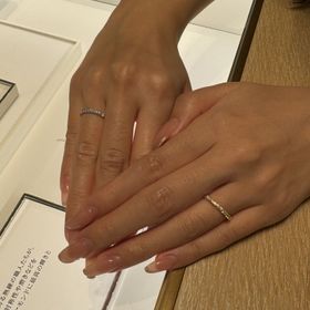 【ティファニー(Tiffany & Co.)の口コミ】 婚約指輪も毎日着けたいとの思いから、エタニティリングが欲しいと決めて…
