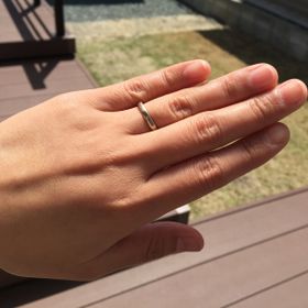 【Honey Bride(ハニーブライド)の口コミ】 金属アレルギーなので選ぶ幅が狭かったのですが、このお店で相談したとこ…