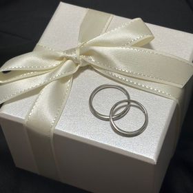 【TOWA(永遠)の口コミ】 新郎のデザインもワンポイント合ったのが気に入った理由。
他のブランドも…