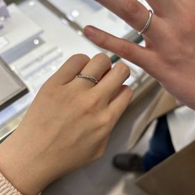 【STAR JEWELRY(スタージュエリー)の口コミ】 デザイン豊富な女性ものと違って男性物はシンプルなものが多い印象でした…