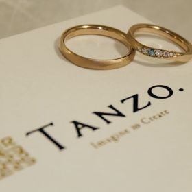 【TANZO.(鍛造指輪)の口コミ】 デザインは表面処理を使い分けグラデーションを意識しました。色をコーラ…
