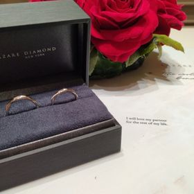 【ラザール ダイヤモンド(LAZARE DIAMOND)の口コミ】 デザインが、おしゃれで他のブランドとの違いもあり特別感がありました。
…