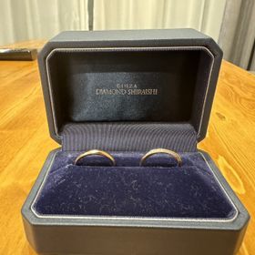 【銀座ダイヤモンドシライシの口コミ】 【指輪のデザイン】花嫁がプラチナよりもピンクゴールドがデザイン的に好…