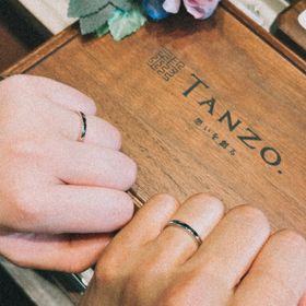 【TANZO.(鍛造指輪)の口コミ】 ダイヤモンドやシンプルなものやシックなものかっこいいタイプの指輪色ん…