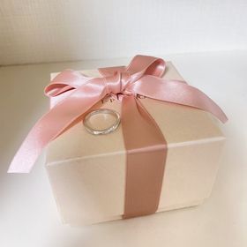 【アイプリモ(I-PRIMO)の口コミ】 指の形似合うような斜めなデザインで、手や指の形にコンプレックスがあっ…