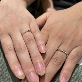 【RosettE(ロゼット)の口コミ】 今回購入した指輪は、ゴールドとシルバーの2色で作られており、
その日の…