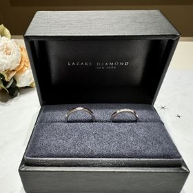 【ラザール ダイヤモンド(LAZARE DIAMOND)の口コミ】 シンプルなデザインで着け心地もよく、とても気に入っています！時代や流…