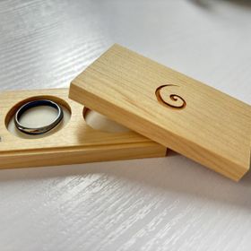 【SORA(ソラ)の口コミ】 2人とも青色が好き、主人が個性的なものがいいとのことで、こちらのブラン…