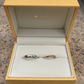 【ケイウノ ブライダル(K.UNO BRIDAL)の口コミ】 オーダーメイドだったので、店頭にある既製品の指輪をもとにこんな感じが…