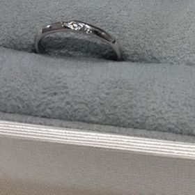 【CAFERING(カフェリング)の口コミ】 Lumiere(リュミエール)、「幸せヘと続く光」という指輪で、素材はプラチナ…