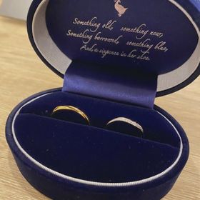 【Something Blue(サムシングブルー)の口コミ】 シンプルなデザインかつ華やかで気に入っています。
ダイヤにもこだわりが…