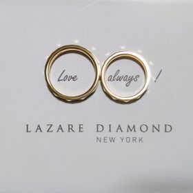 【ラザール ダイヤモンド(LAZARE DIAMOND)の口コミ】 シンプルだけど、デザイン性のあるゴールドの指輪を探していました。イン…
