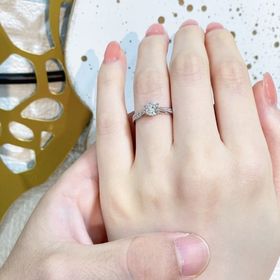 【宝寿堂(ほうじゅどう)の口コミ】 0.5ctなのにとてもお手頃な価格で提供して頂きました！
デザインも1番彼女…