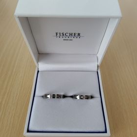 【FISCHER(フィッシャー)の口コミ】 二人で「飽きが来ない、いつまでも付けていられる少し幅広の指輪」をコン…