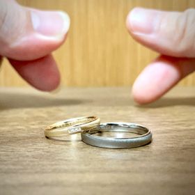 【FISCHER(フィッシャー)の口コミ】 男性用…シンプルなデザインに、斜めのヘアライン加工が入っている…