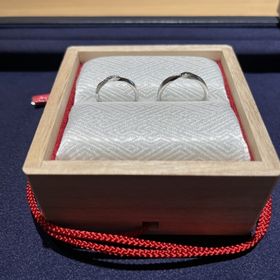 【TOMOE(トモエ)の口コミ】 海外製の特有の派手な光り方がなく、日本風の暖かみを感じられるような輝…