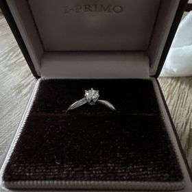 【アイプリモ(I-PRIMO)の口コミ】 彼女と見に行きました。シンプルな指輪を希望していたのですが、購入した…