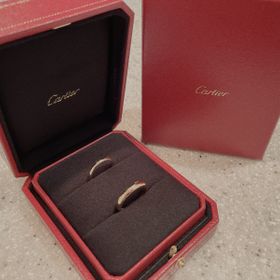 【カルティエ(Cartier)の口コミ】 シンプルでゴールドのデザインのものを探していたので、こちらがぴったり…