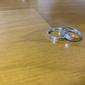 【ケイウノ ブライダル(K.UNO BRIDAL)の口コミ】 木目調の指輪が欲しく、探していたところ、こちらでこの指輪が手作り出来…
